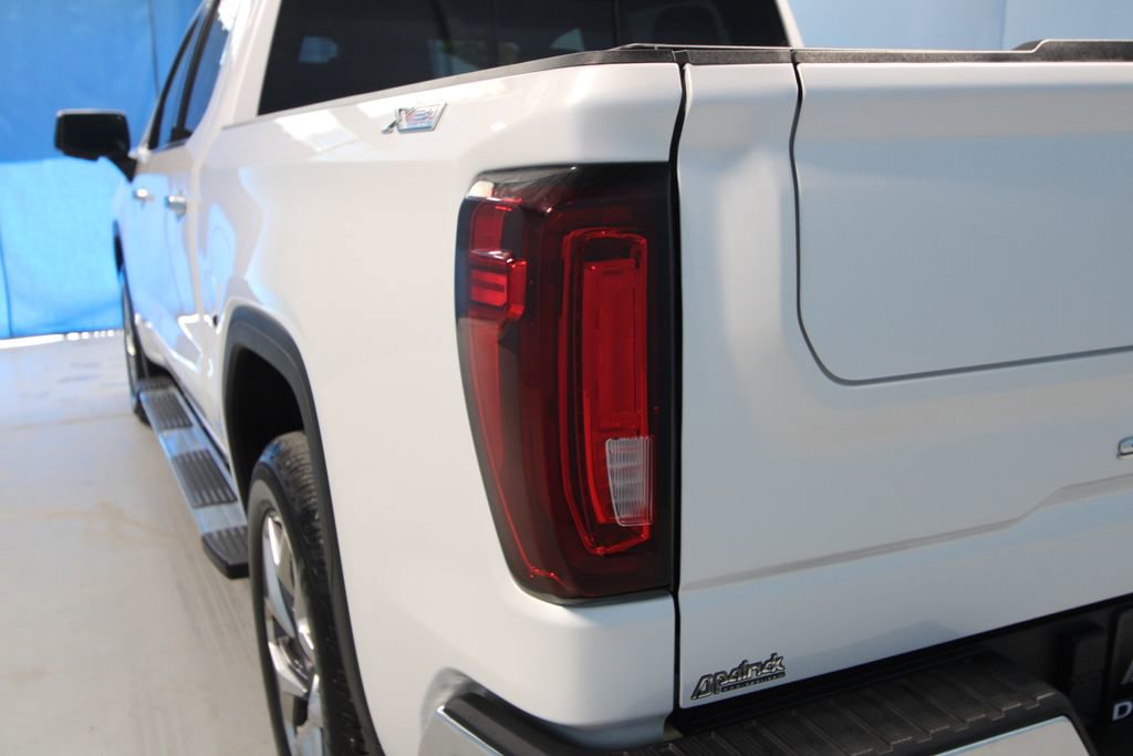 Used 2022 GMC Sierra 1500 SLT w/ SLT Premium Plus Package AWD/4WD image 40