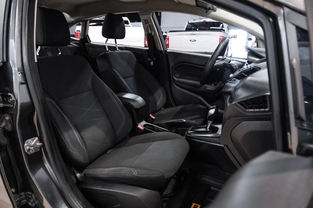 Used 2019 Ford Fiesta SE FWD image 29