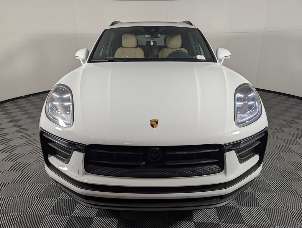 New 2026 Porsche Macan image 10