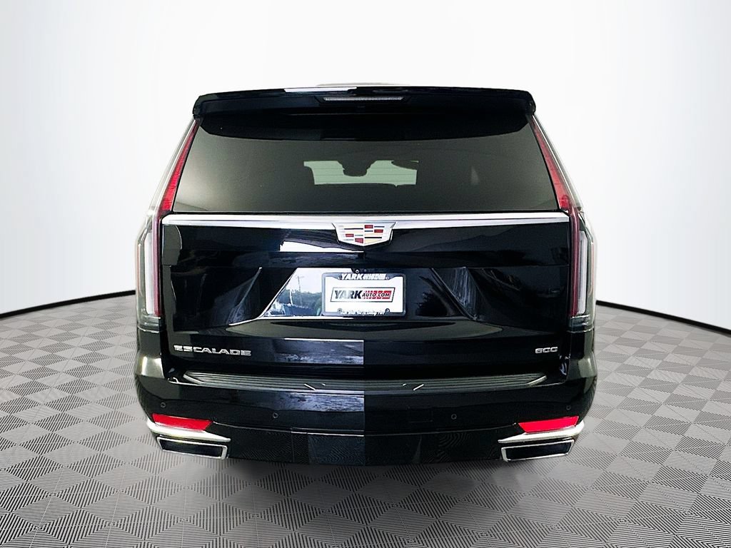 Used 2022 Cadillac Escalade Premium Luxury w/ Performance Package AWD/4WD image 11