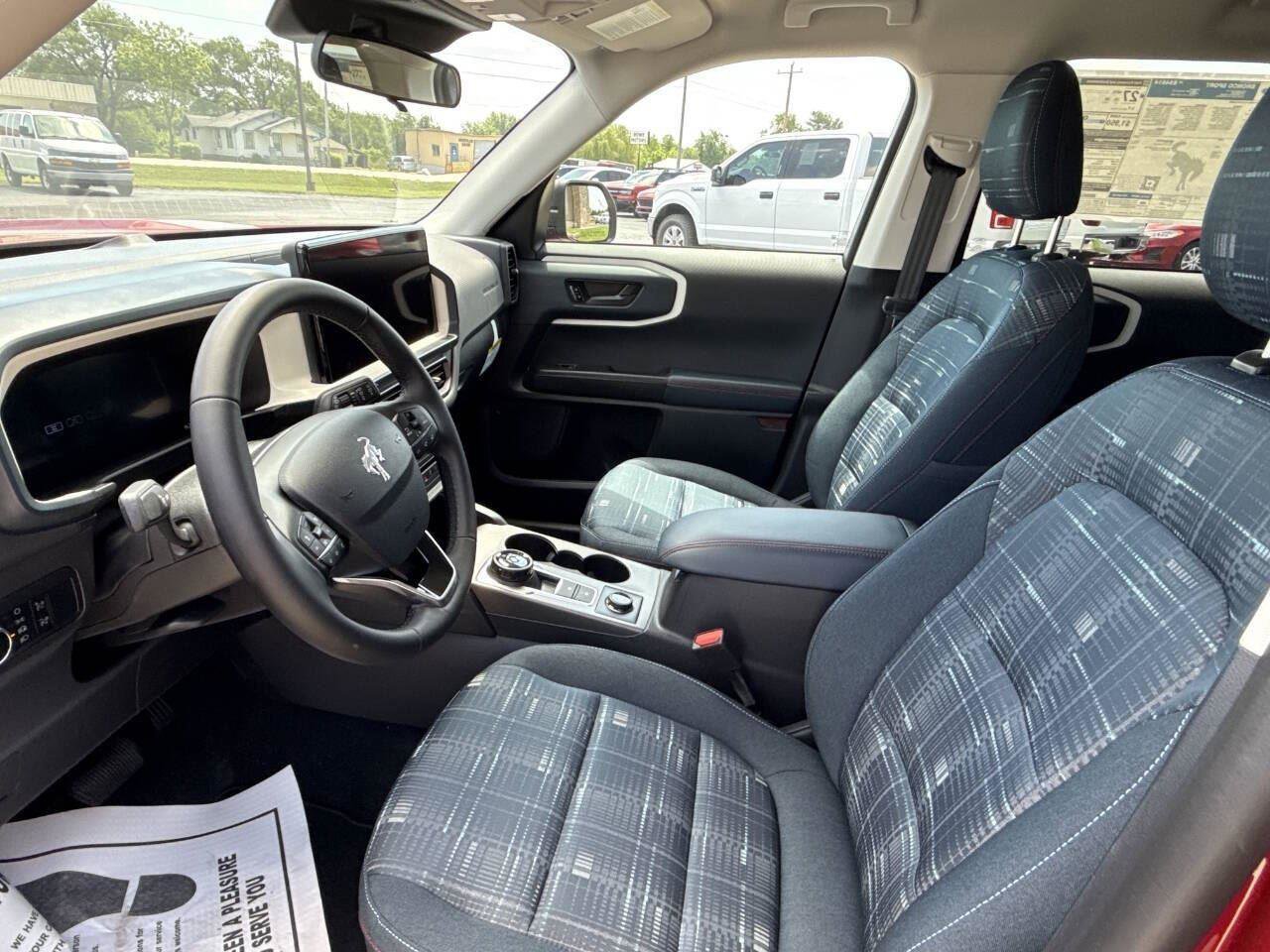 New 2025 Ford Bronco Sport Heritage w/ Convenience Package image 4