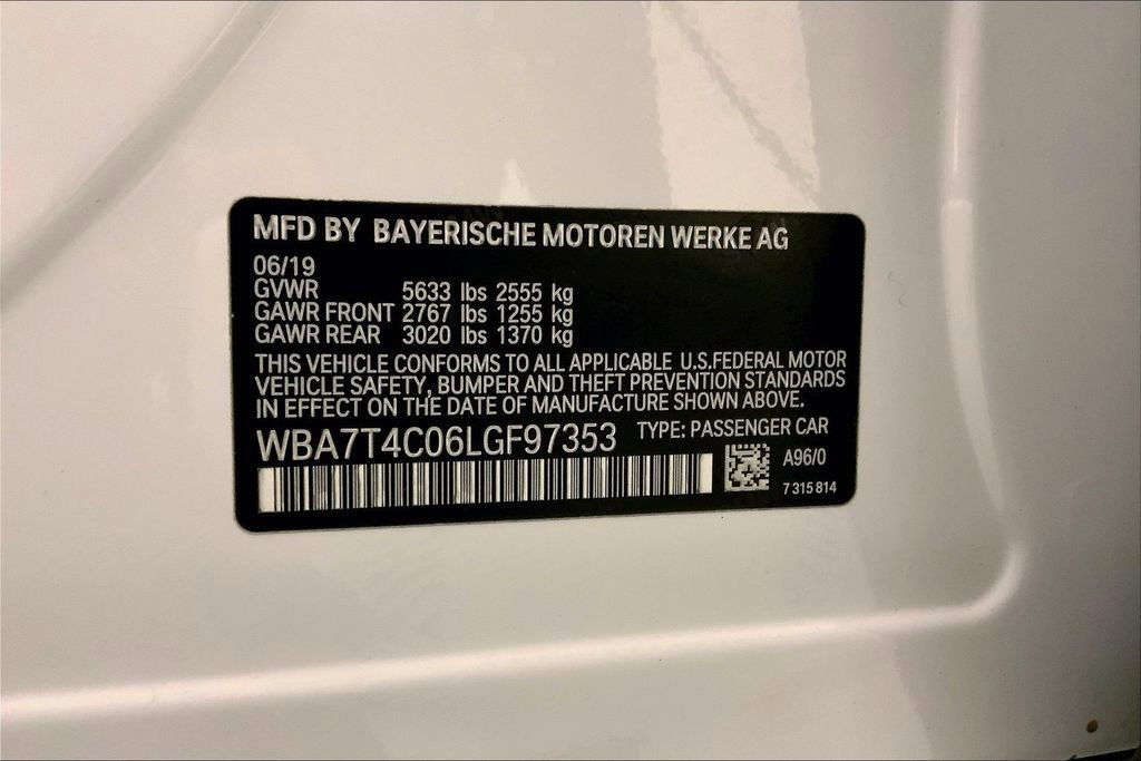 Used 2020 BMW 740i xDrive w/ M Sport Package image 32