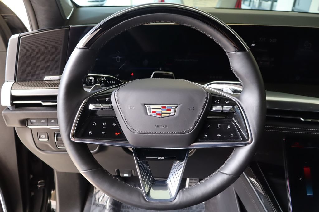 Used 2025 Cadillac Escalade V w/ LPO, ONYX Package AWD/4WD image 14