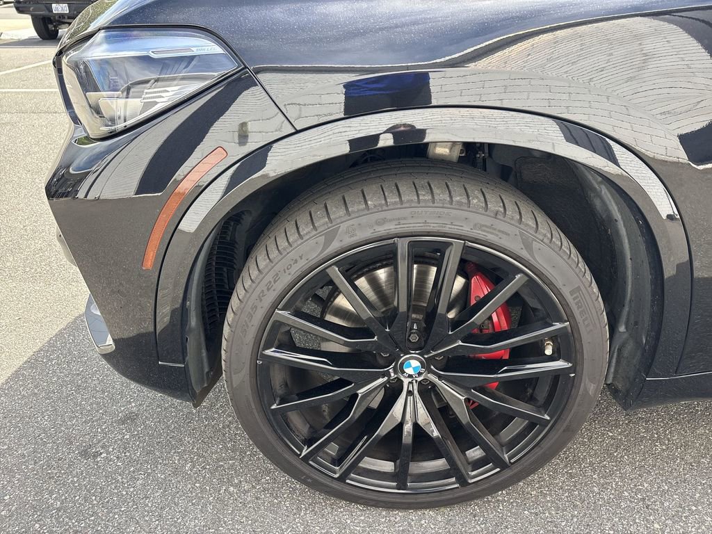 Used 2021 BMW X5 xDrive40i w/ M Sport Package AWD/4WD image 19