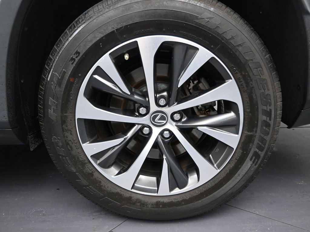 Used 2020 Lexus RX 350L Premium w/ Premium Package image 10