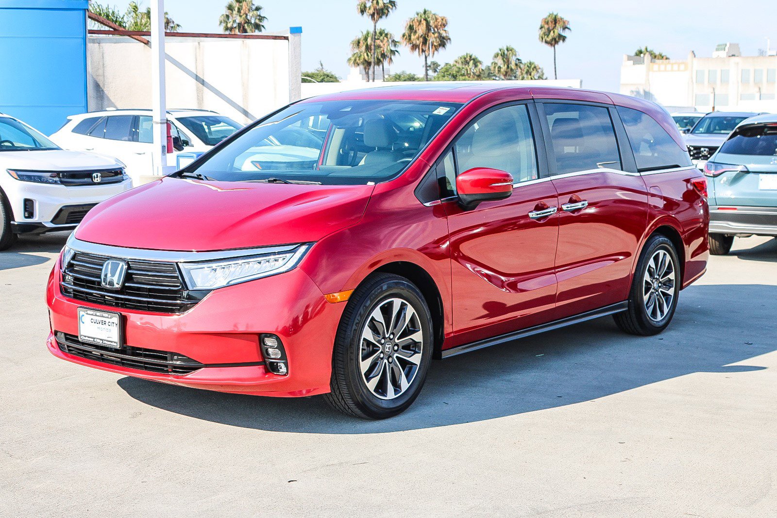 Certified 2023 Honda Odyssey EX-L image 3