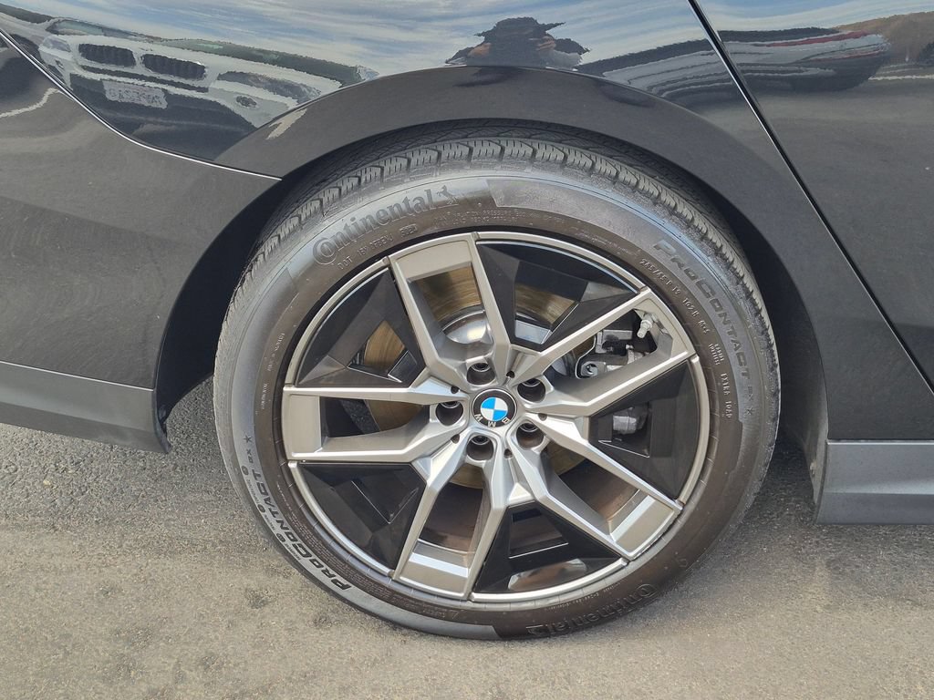 Used 2026 BMW 540i xDrive AWD/4WD image 29