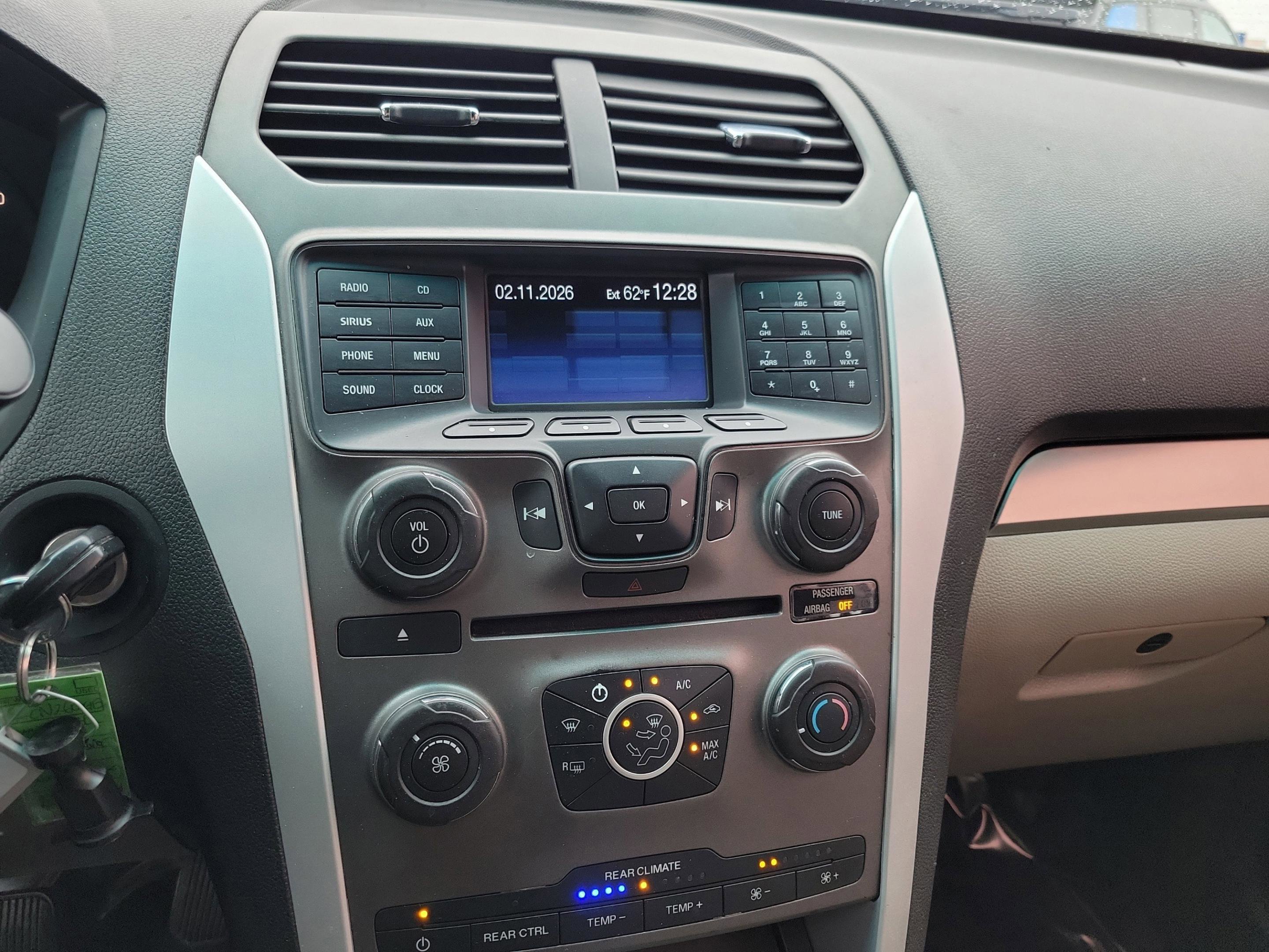 Used 2014 Ford Explorer FWD image 17