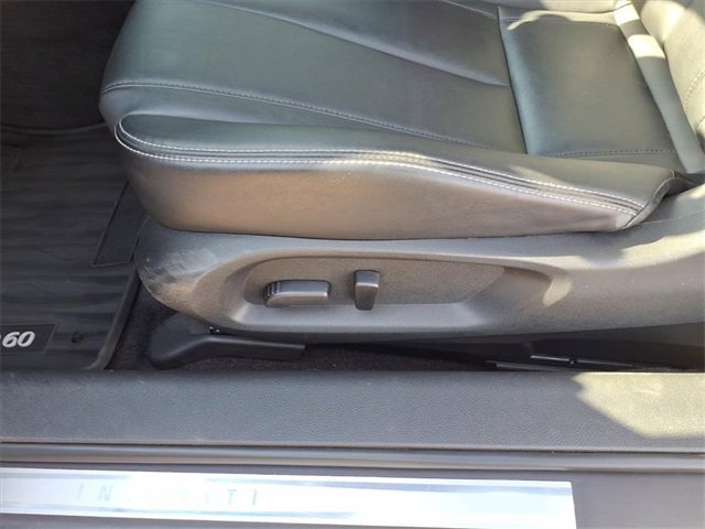 Used 2017 INFINITI Q60 w/ Premium Package image 17