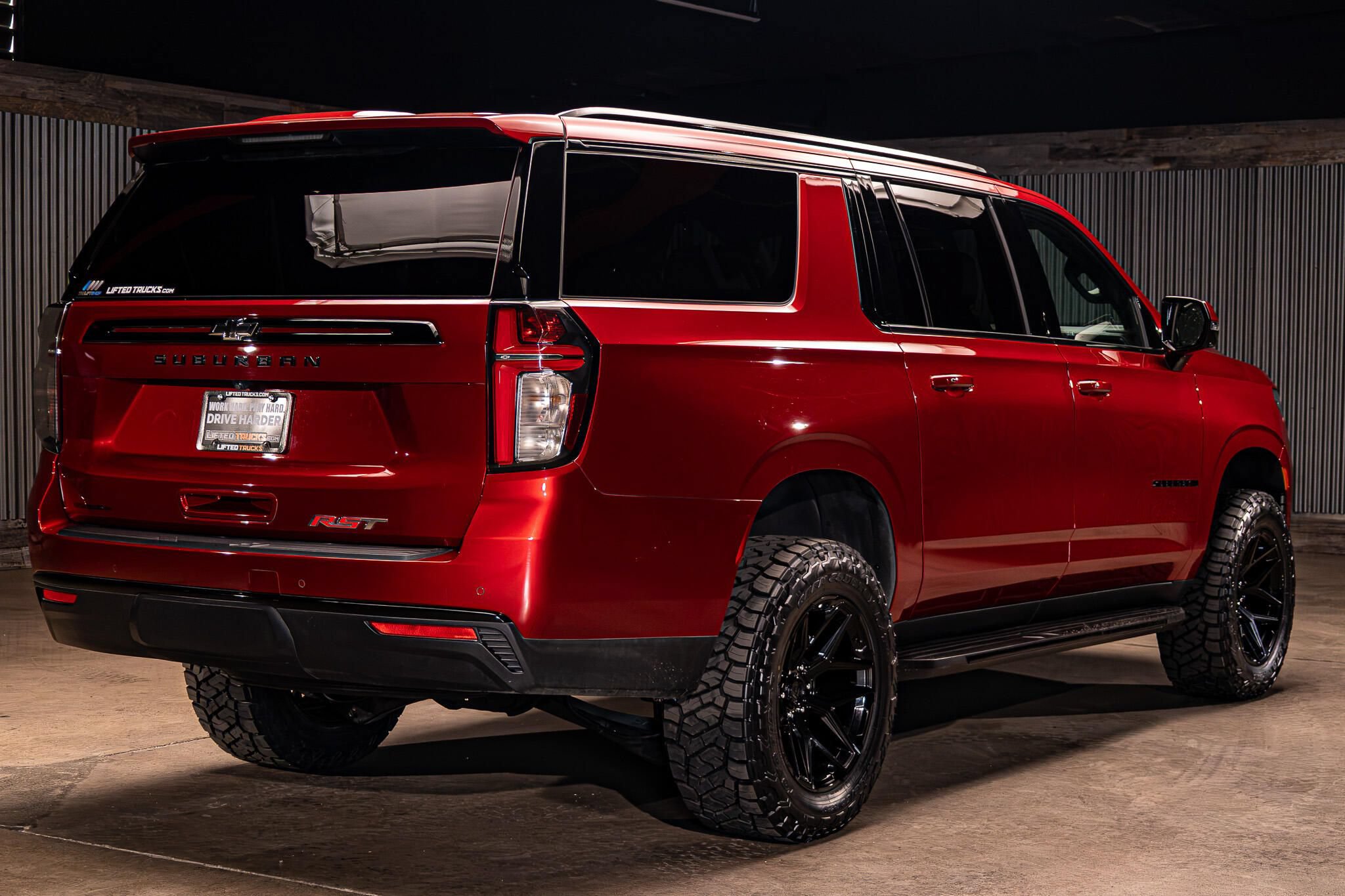 Used 2024 Chevrolet Suburban RST w/ Luxury Package AWD/4WD image 10