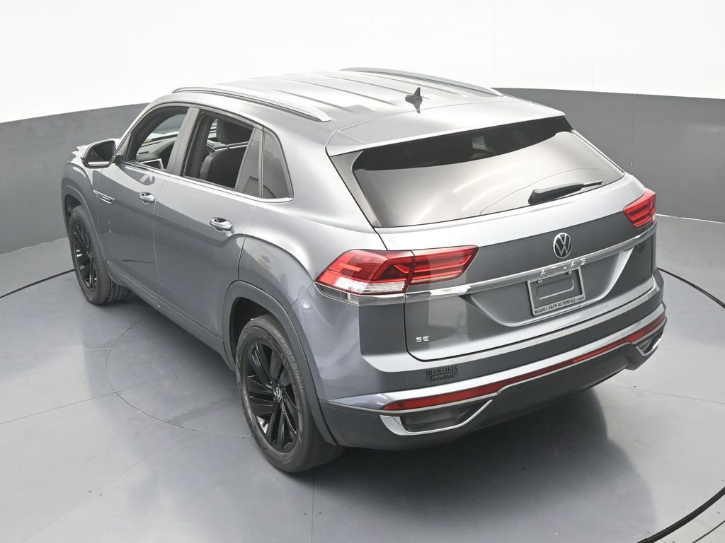 Used 2022 Volkswagen Atlas Cross Sport SE w/ Black Wheel Package image 52