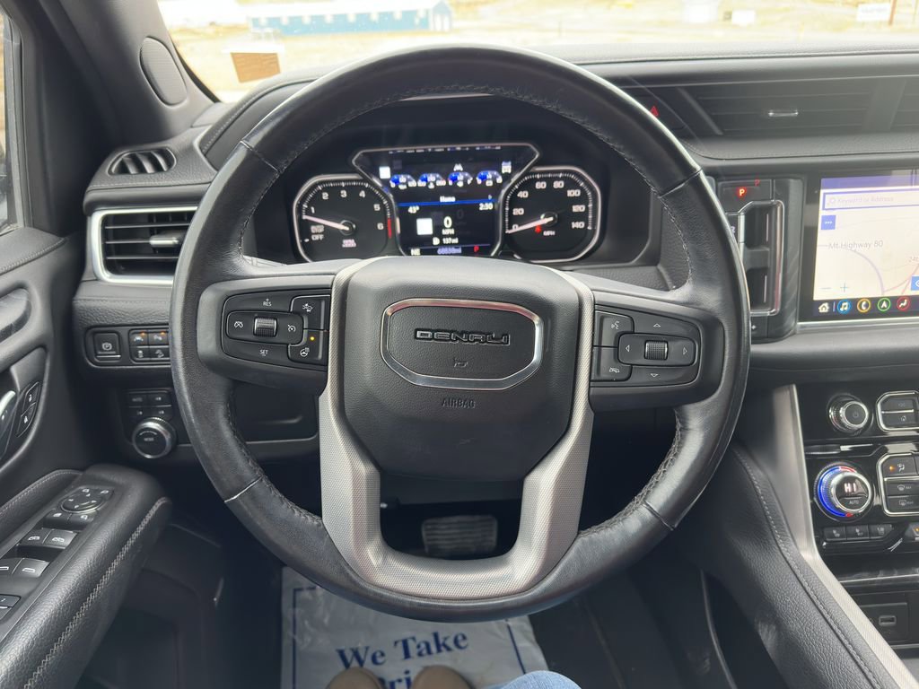 Used 2021 GMC Yukon Denali w/ Advanced Technology Package image 13