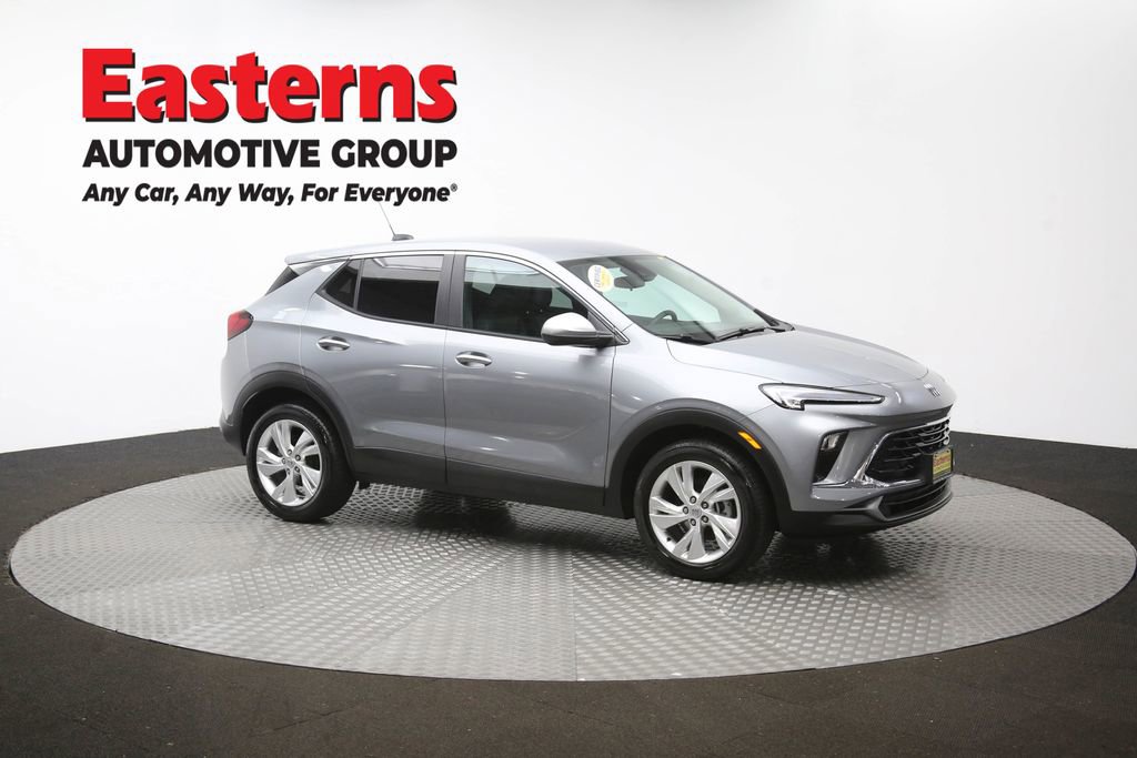 Used 2025 Buick Encore GX Preferred FWD image 47