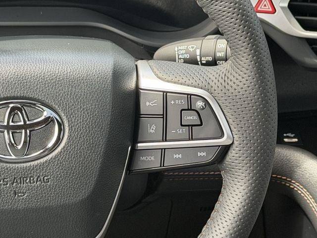 Certified 2025 Toyota Sienna Platinum AWD/4WD image 13