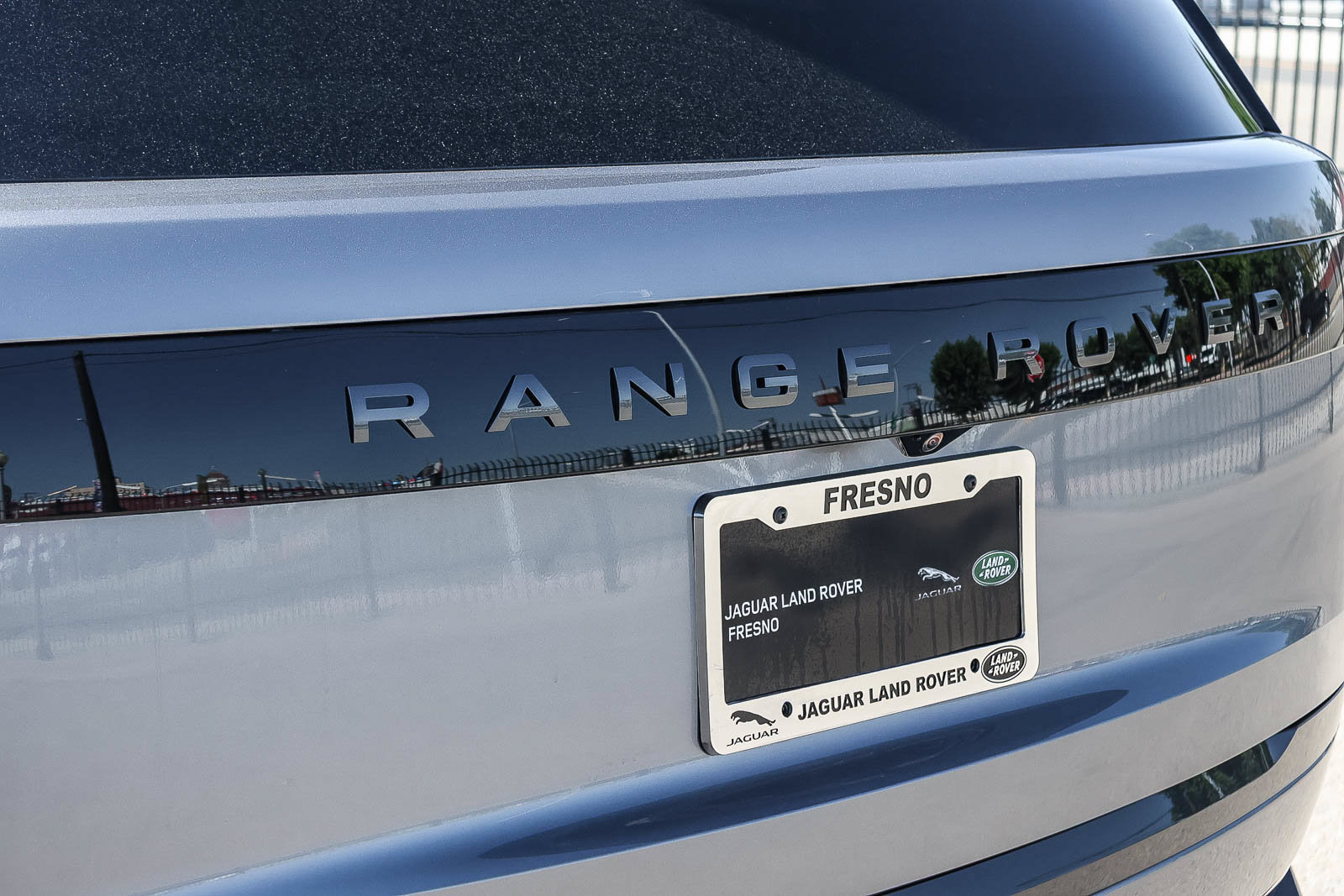 New 2026 Land Rover Range Rover SE AWD/4WD image 12