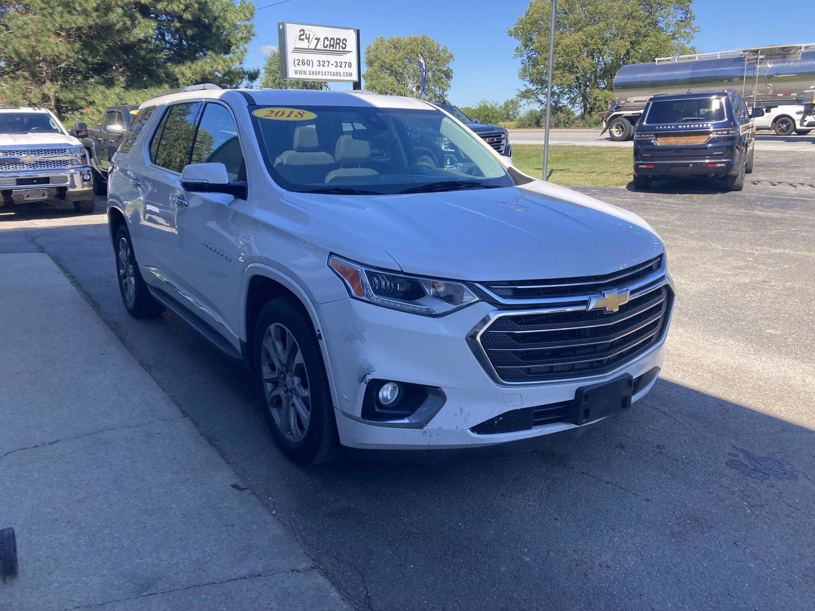 Used 2018 Chevrolet Traverse Premier AWD/4WD image 3