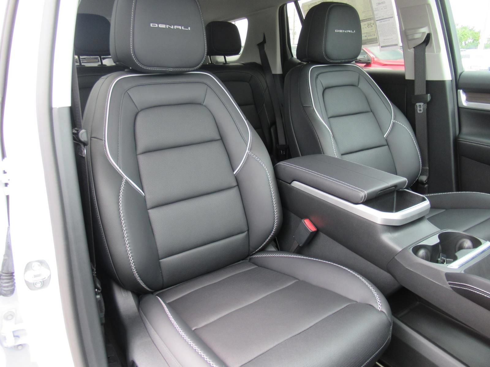 New 2027 GMC Terrain Denali AWD/4WD image 9