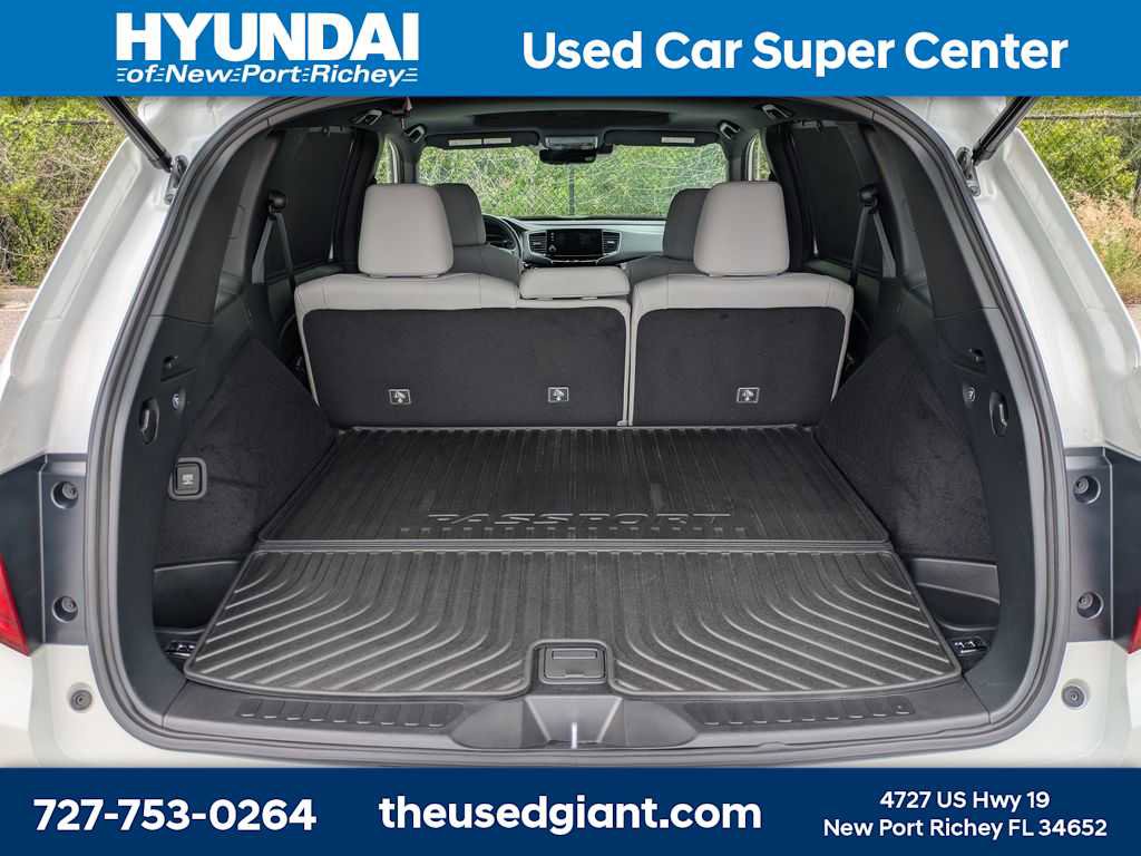 Used 2023 Honda Passport Elite image 12