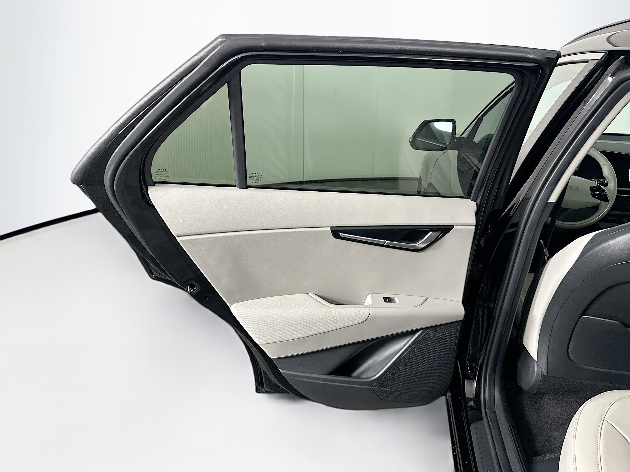 Used 2023 Kia Niro Wind image 25