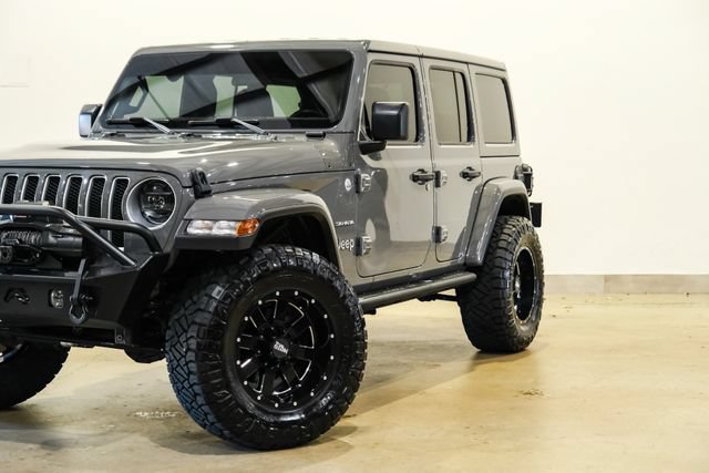 Used 2021 Jeep Wrangler Unlimited Sahara w/ Dual Top Group AWD/4WD image 23