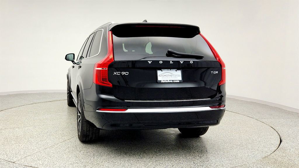 Used 2025 Volvo XC90 T8 Plus w/ Protection Package Premier image 5