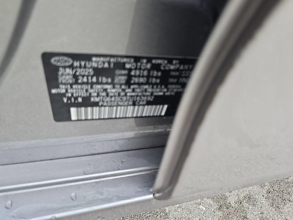 Used 2026 Genesis G70 2.5T AWD/4WD image 24