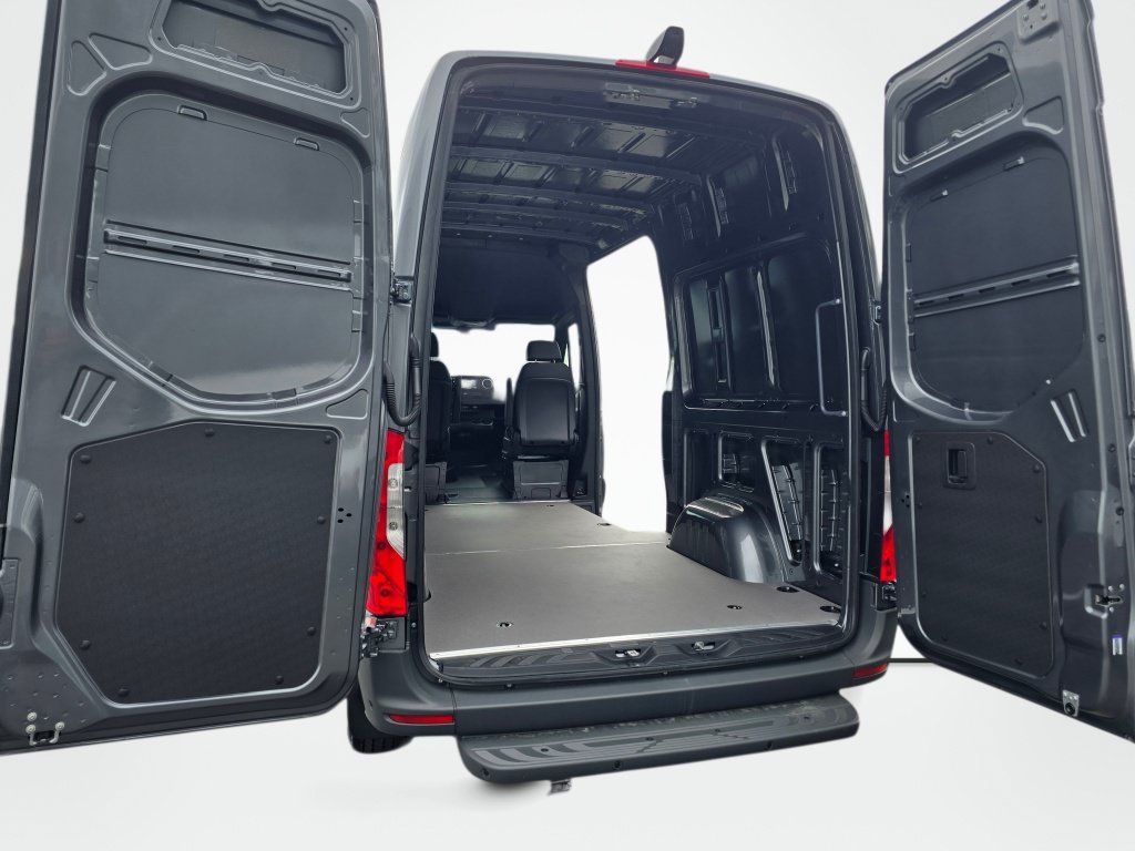 New 2025 Mercedes-Benz Sprinter 2500 image 13
