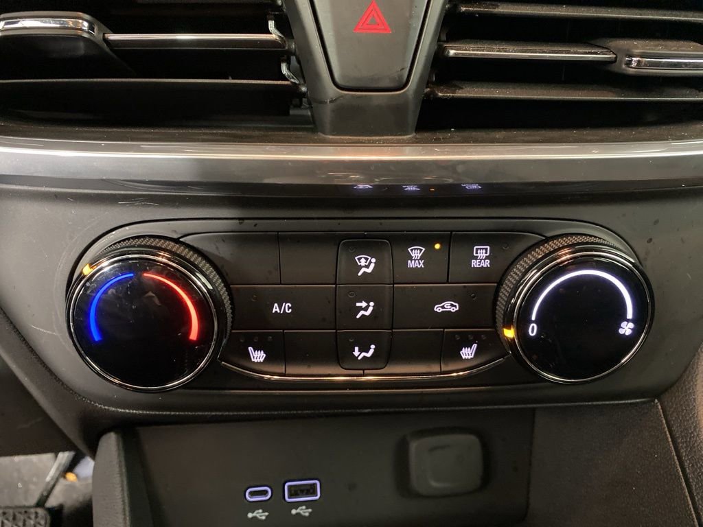 Used 2024 Buick Encore GX Preferred w/ Comfort Package image 15