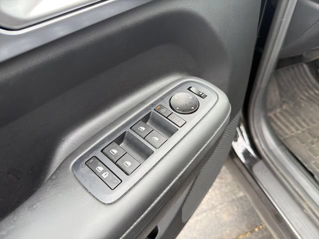 Used 2025 Hyundai Santa Fe SEL AWD/4WD image 12