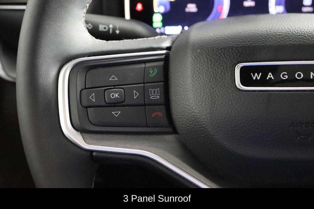Used 2025 Jeep Wagoneer Series II AWD/4WD image 8