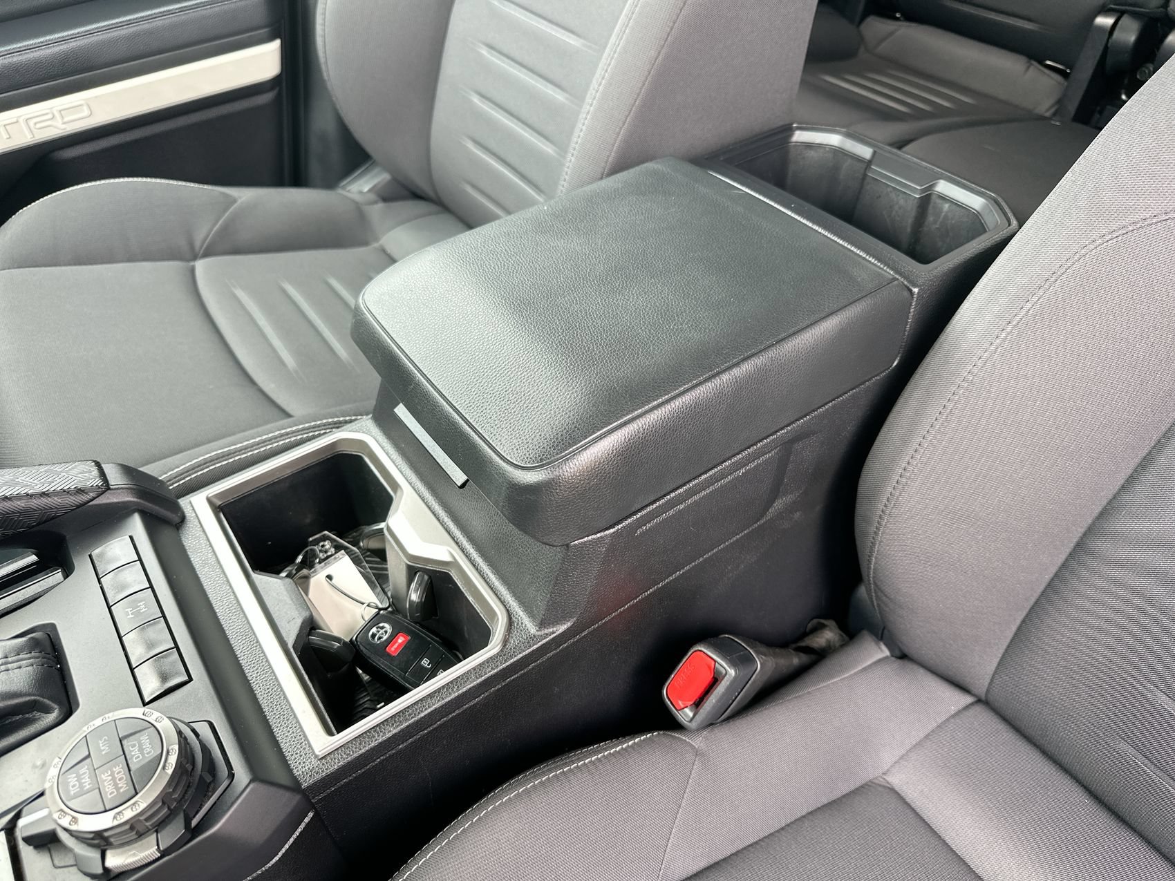 Used 2024 Toyota Tacoma TRD Off-Road AWD/4WD image 20