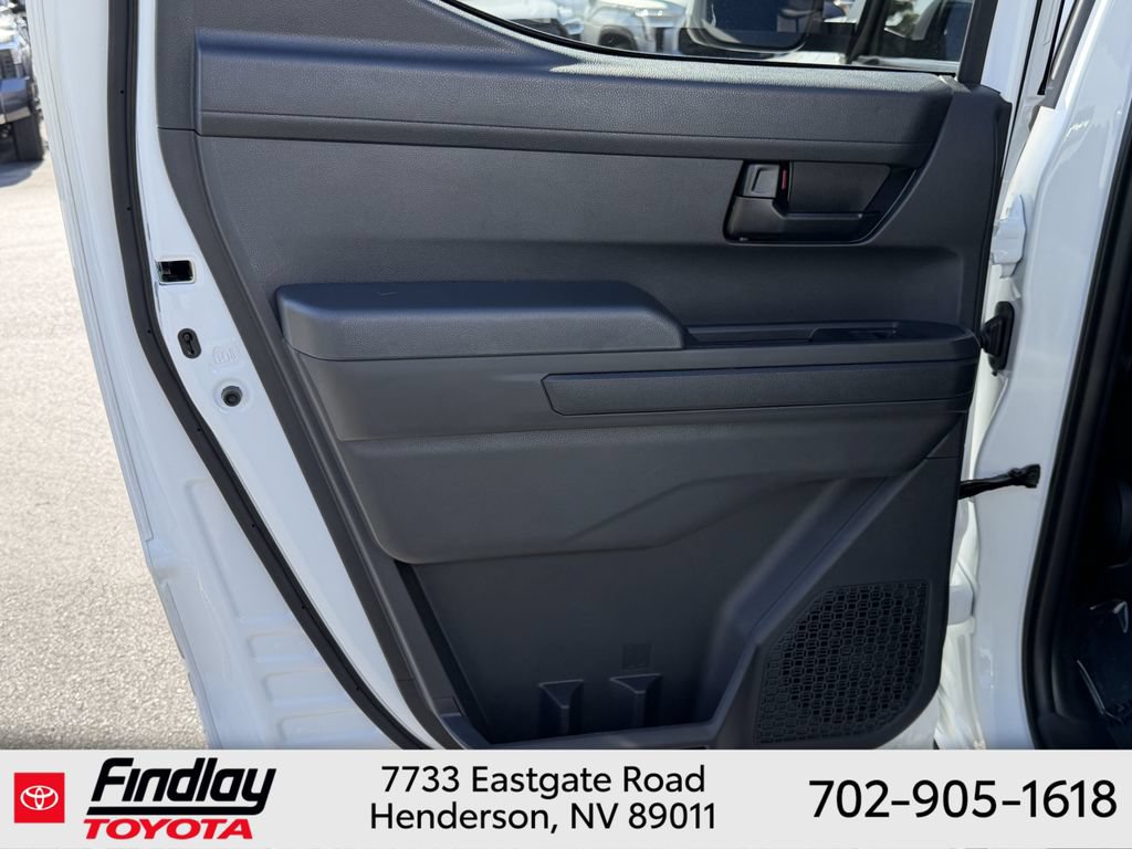 Certified 2024 Toyota Tacoma SR5 AWD/4WD image 18