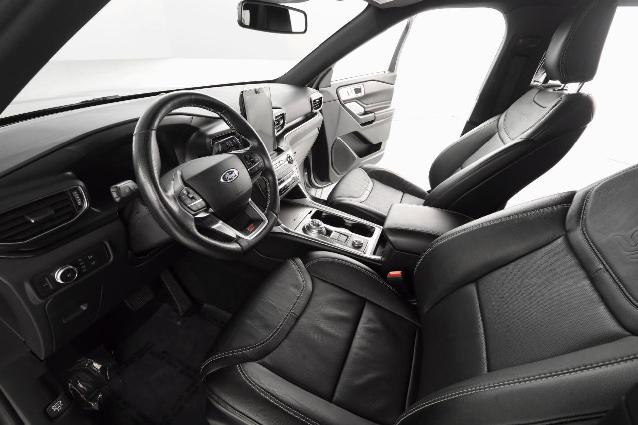 Used 2020 Ford Explorer ST w/ ST Street Pack image 13