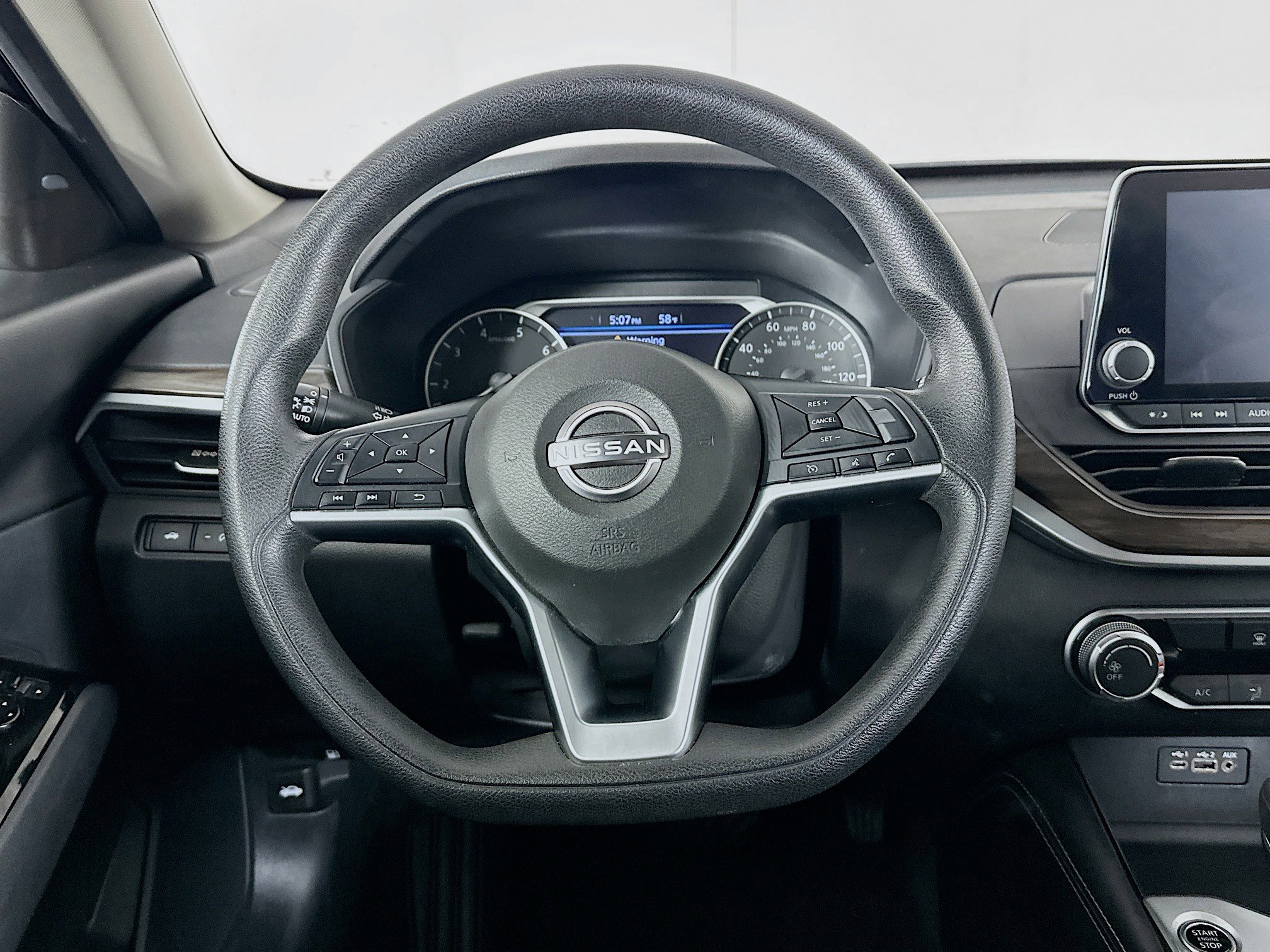 Used 2023 Nissan Altima 2.5 SV image 17