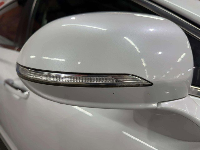 Used 2019 Genesis G90 5.0 Ultimate image 13