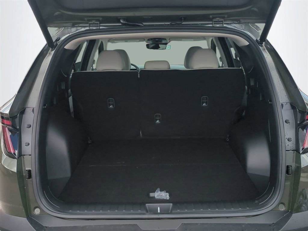 New 2026 Hyundai Tucson Limited image 14