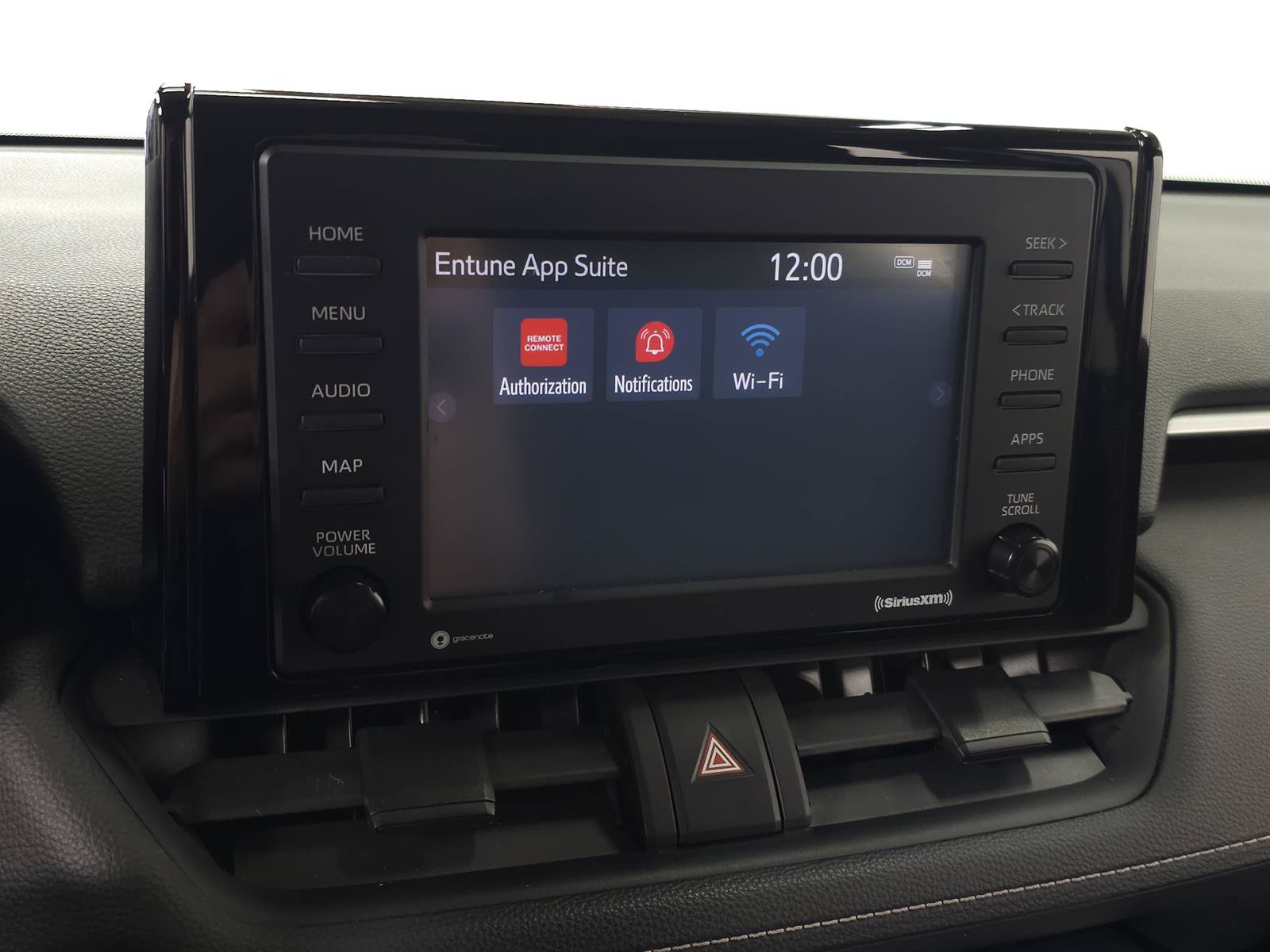 Used 2020 Toyota RAV4 XLE w/ XLE Grade Weather Package AWD/4WD image 23