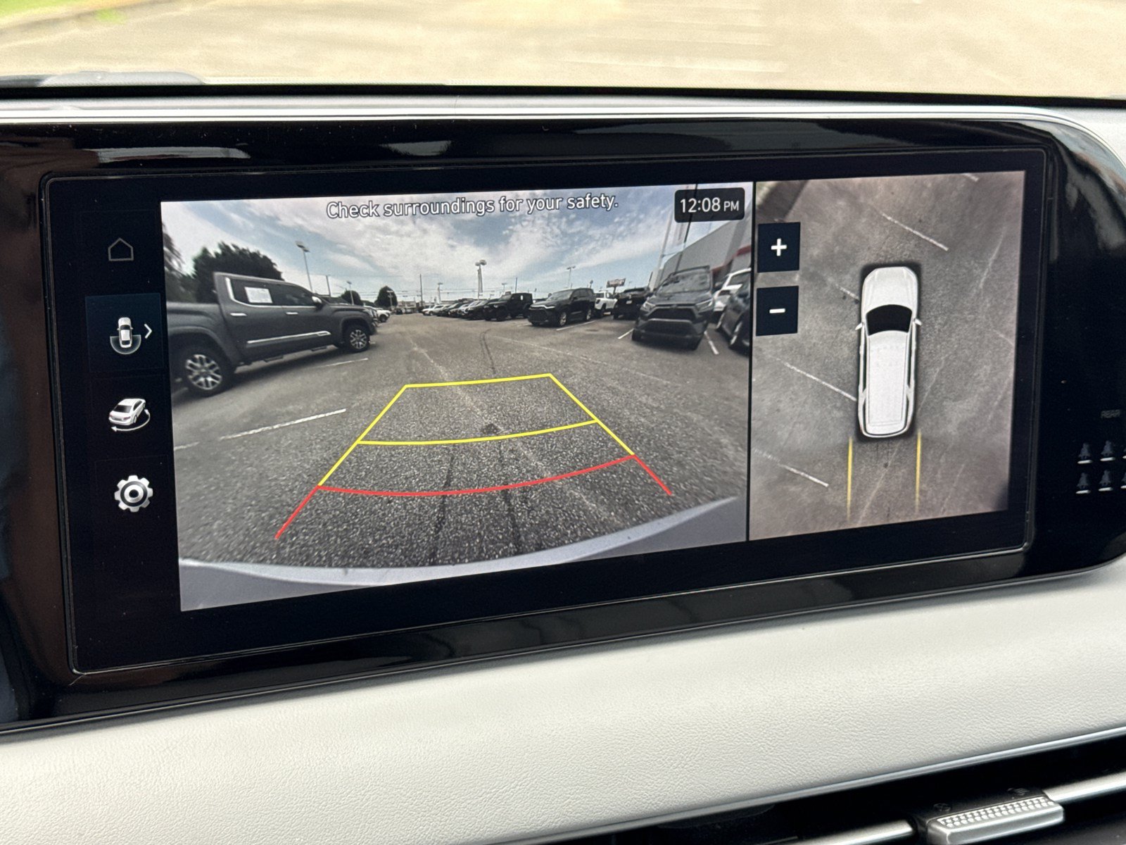 Used 2024 Hyundai Palisade SEL FWD image 30