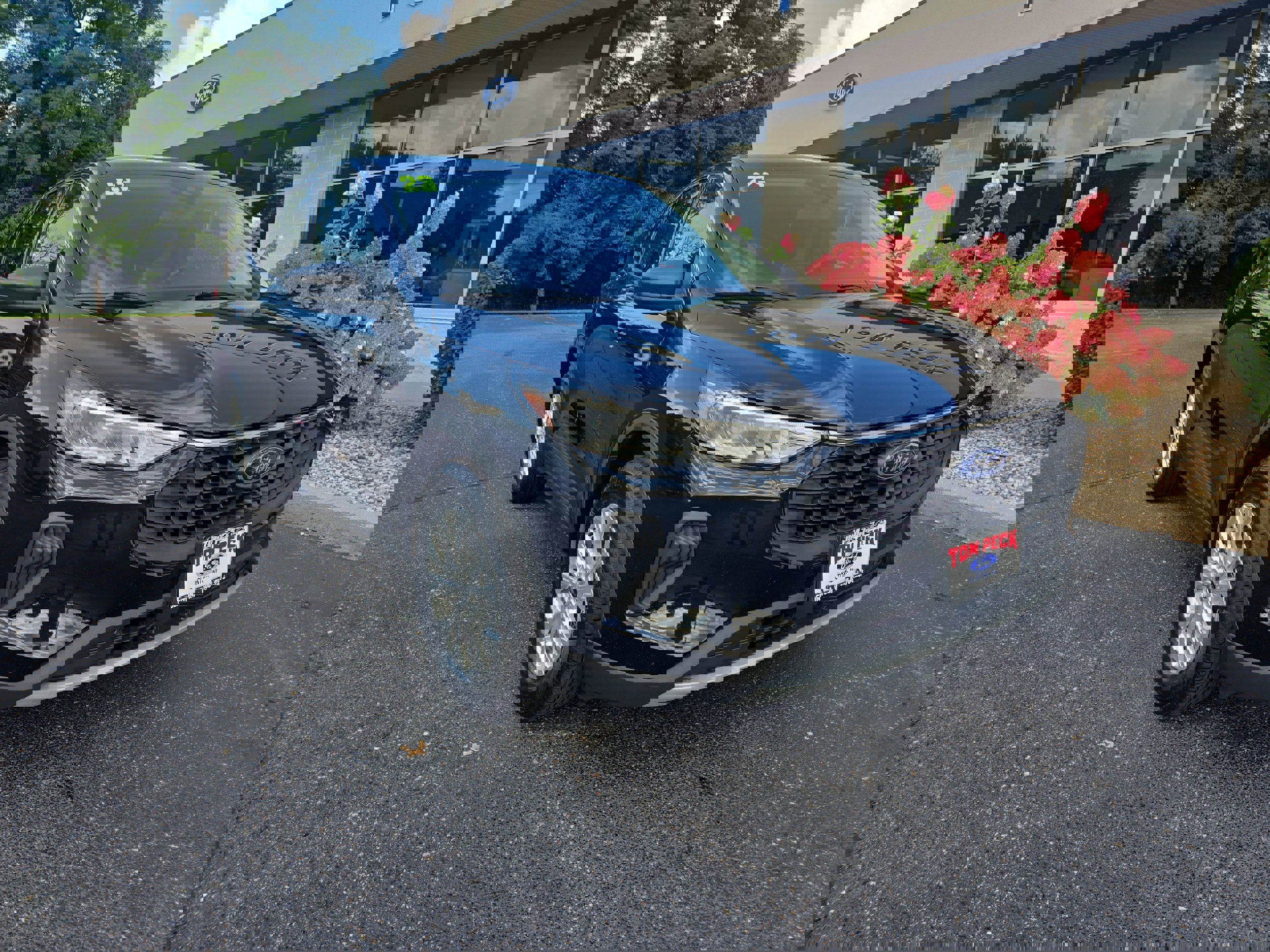 Used 2023 Ford Escape Active image 1