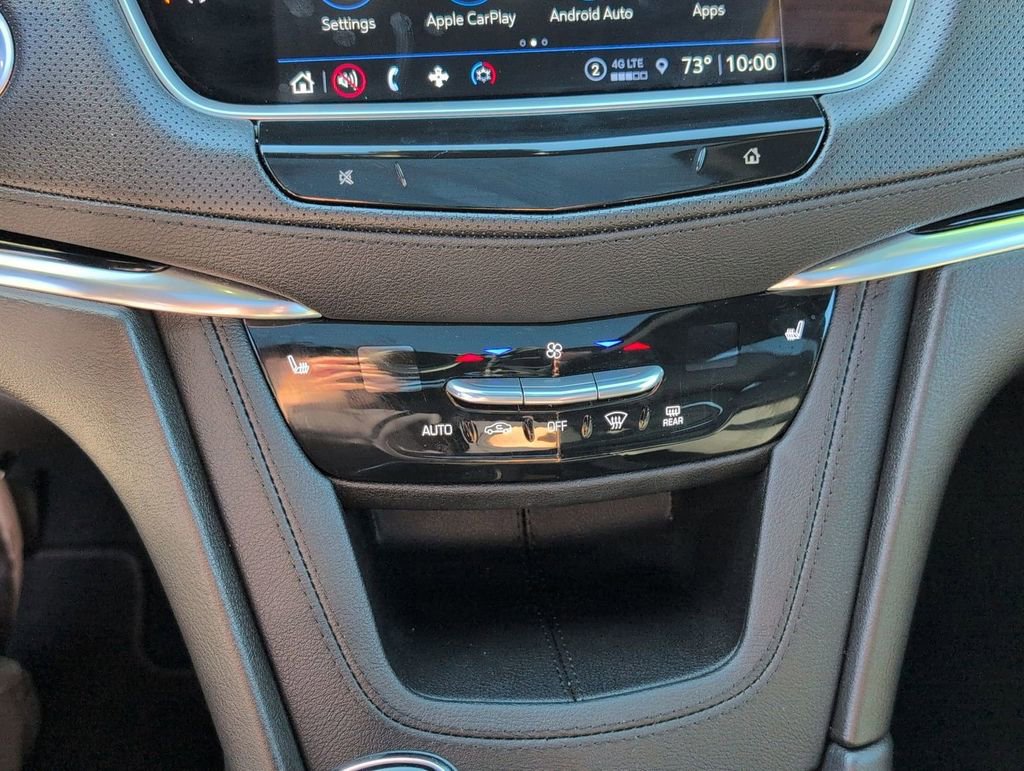 Used 2025 Cadillac XT6 Luxury image 13