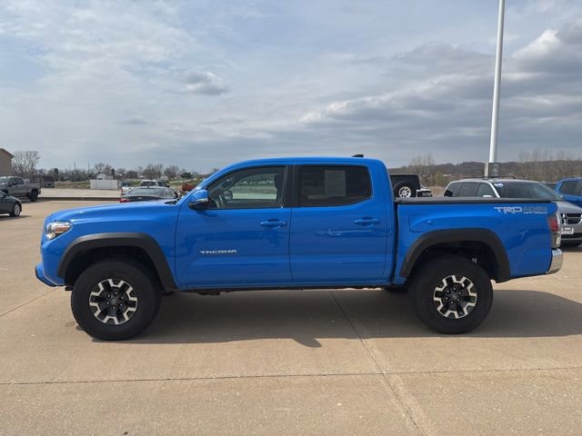 Used 2020 Toyota Tacoma TRD Off-Road image 9