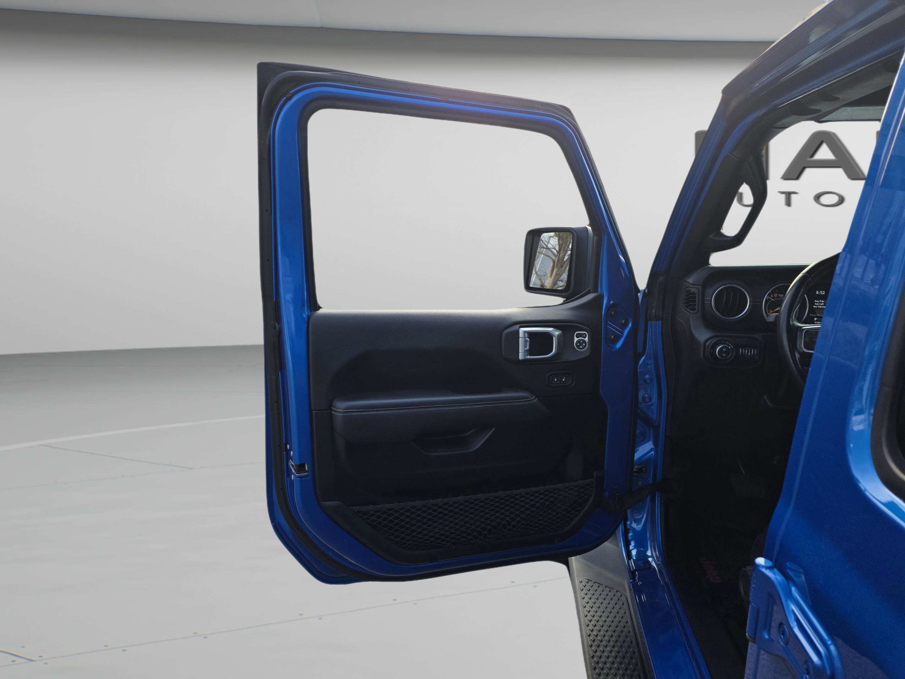 Used 2020 Jeep Gladiator Overland image 10