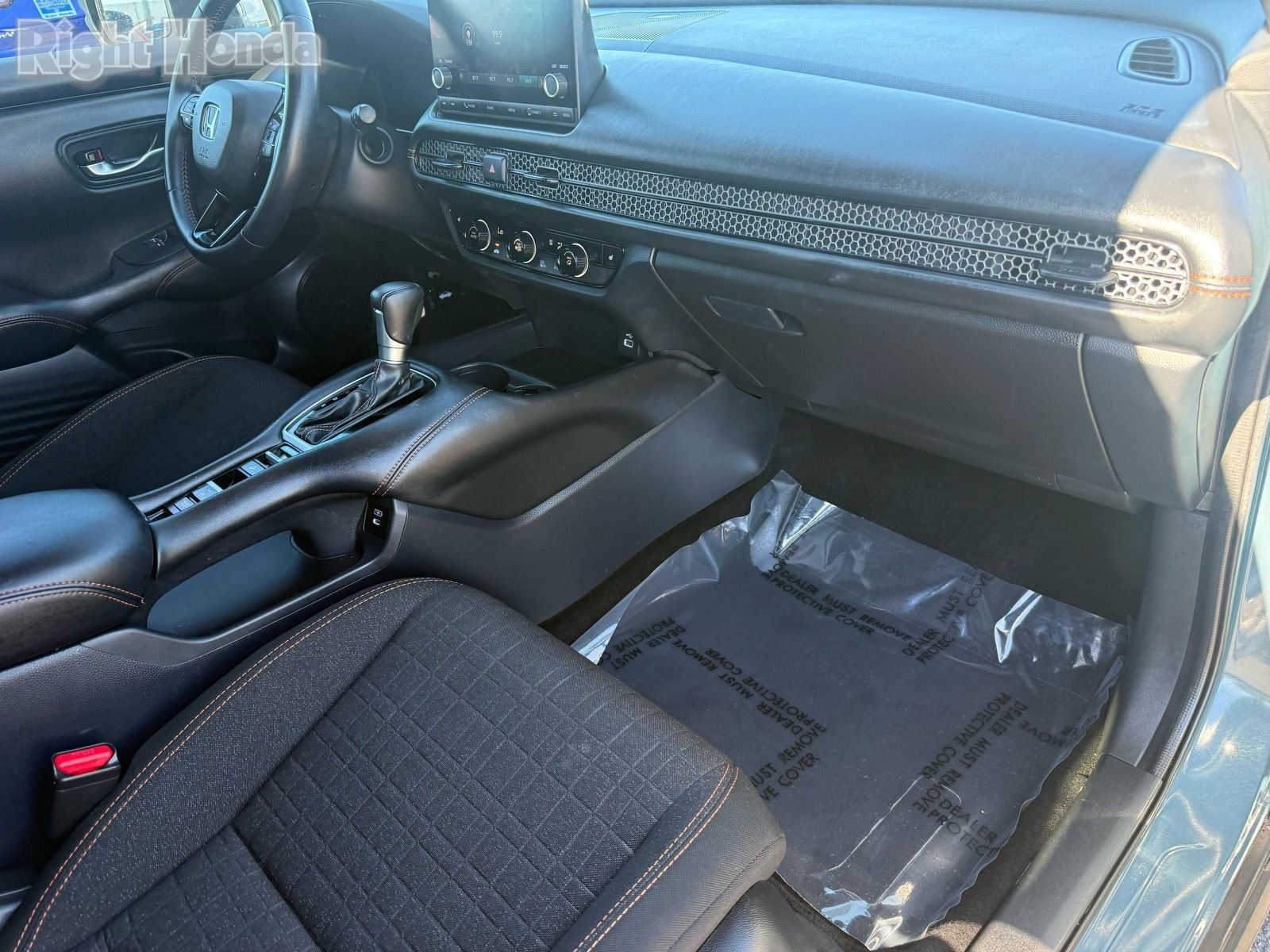 Used 2025 Honda HR-V Sport image 29