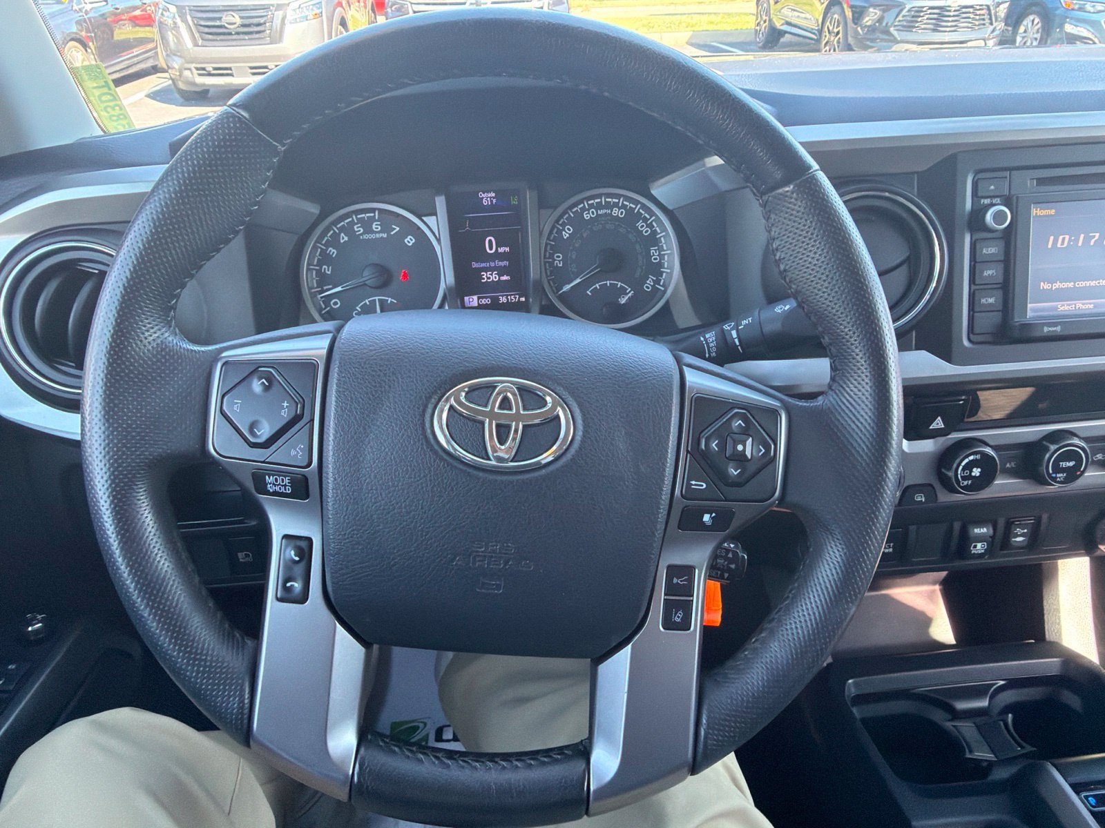 Used 2018 Toyota Tacoma SR5 AWD/4WD image 13