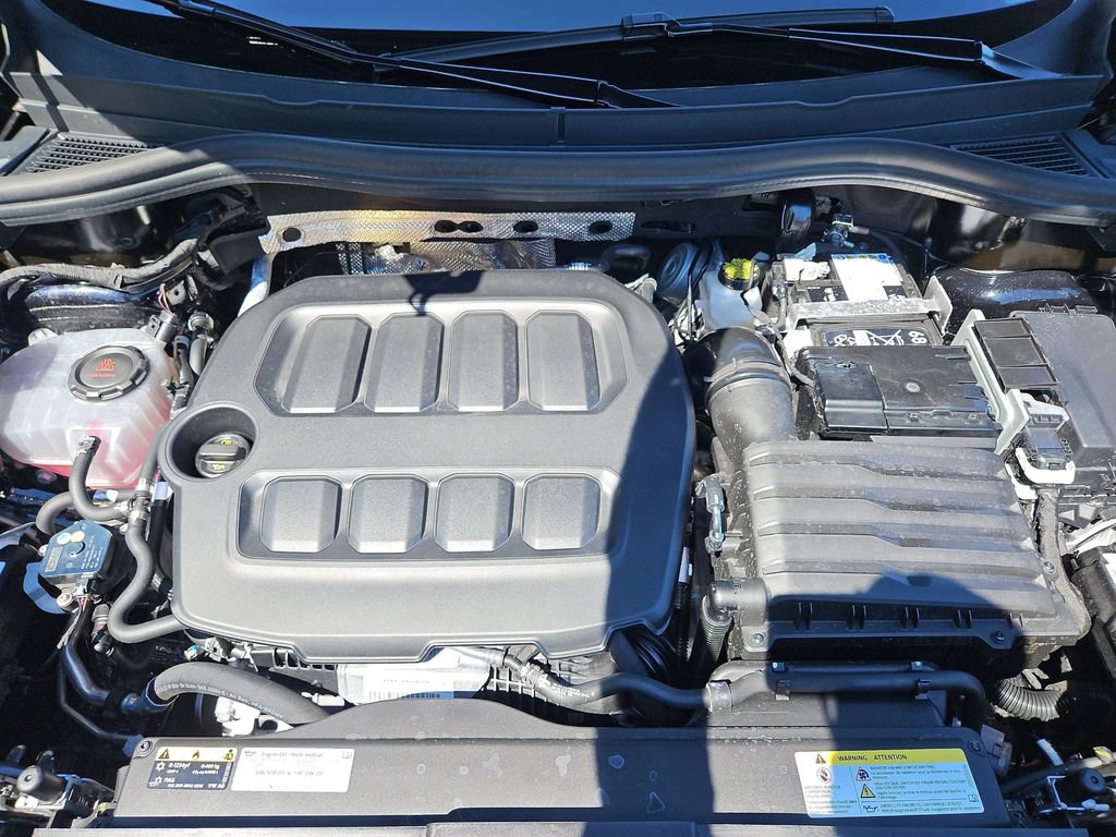 Used 2026 Volkswagen Tiguan SE R-Line AWD/4WD image 35