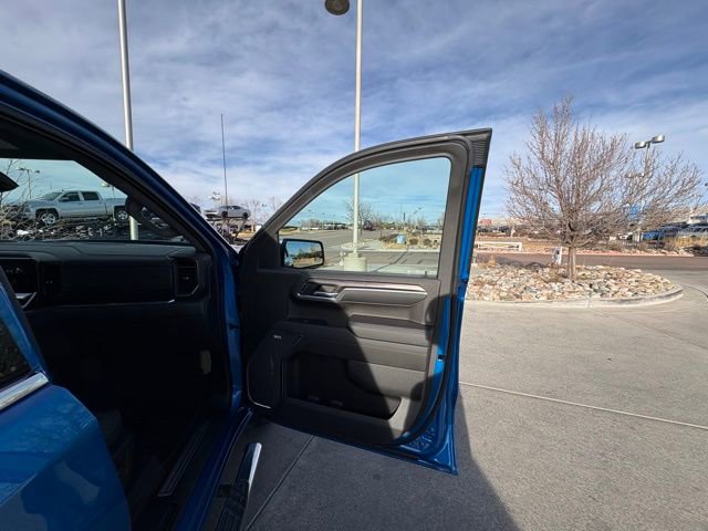 Used 2022 Chevrolet Silverado 1500 LTZ w/ LTZ Convenience Package II AWD/4WD image 30