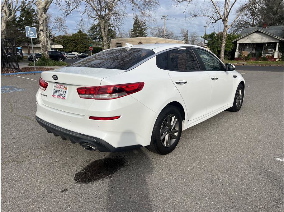Used 2020 Kia Optima LX image 7