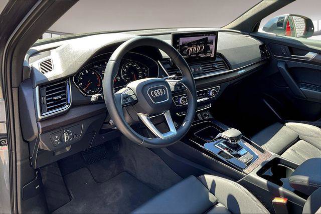 Certified 2023 Audi Q5 2.0T Premium w/ Convenience Package AWD/4WD image 17