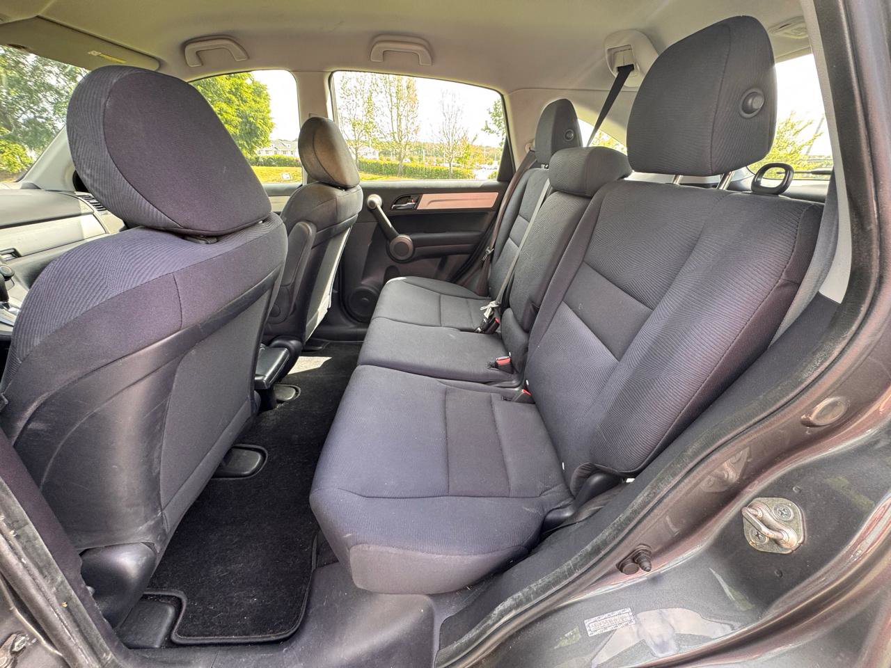 Used 2011 Honda CR-V LX image 19