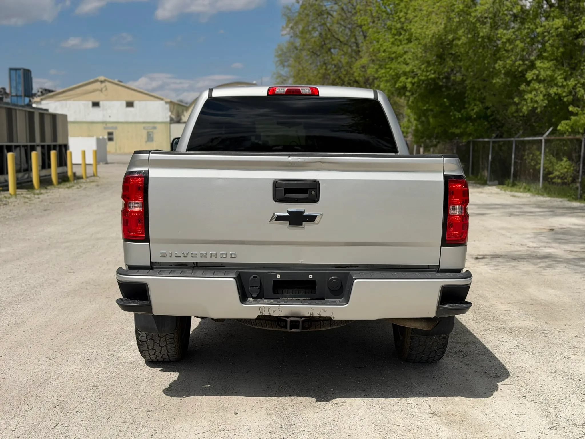 Used 2018 Chevrolet Silverado 1500 Custom w/ Custom Value Package AWD/4WD image 6